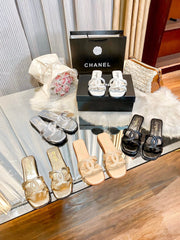 Premium light-luxury glossy flat slides