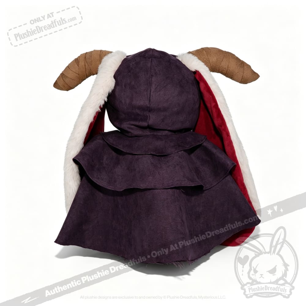 Horned Cloak Outfit